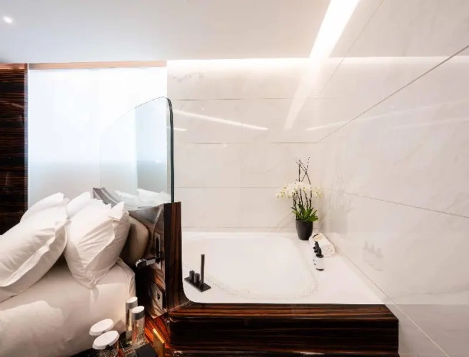 2 Bedrooms Suite