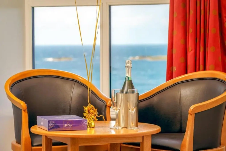 Standard Double room with sea view