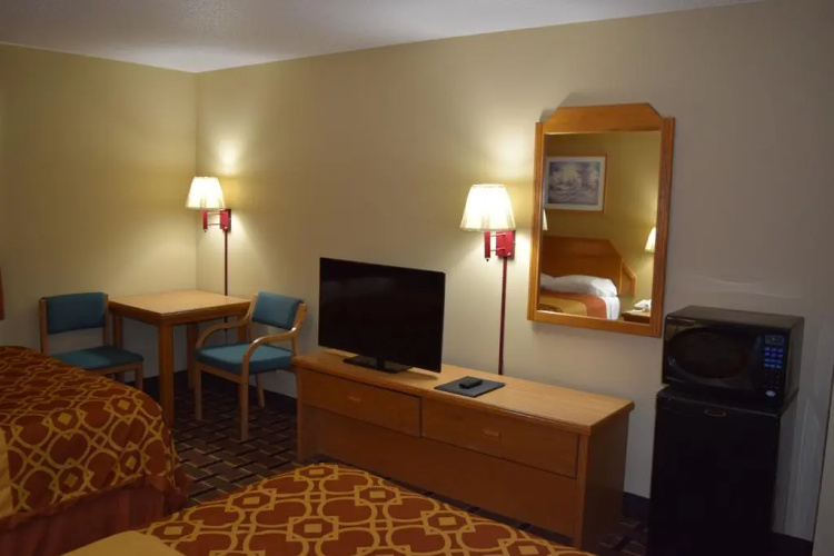 Budgetinn & Suites