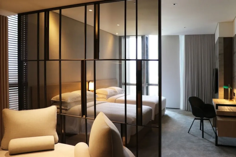 1 Bedroom Club Suite