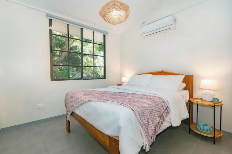 2 Bedrooms Superior Bungalow with garden view