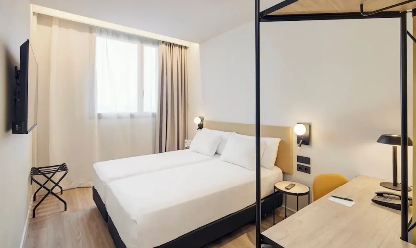 Classic Twin room