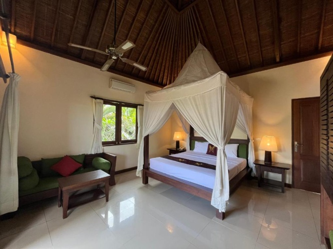 Standard Villa