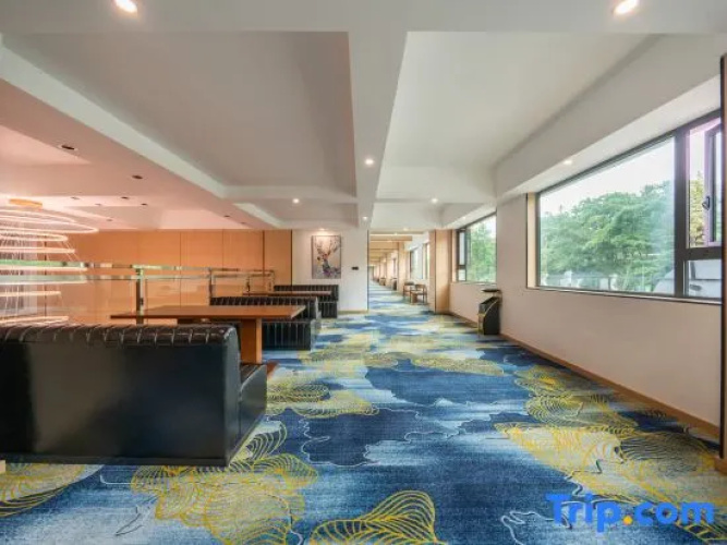 Yunhai Hotel