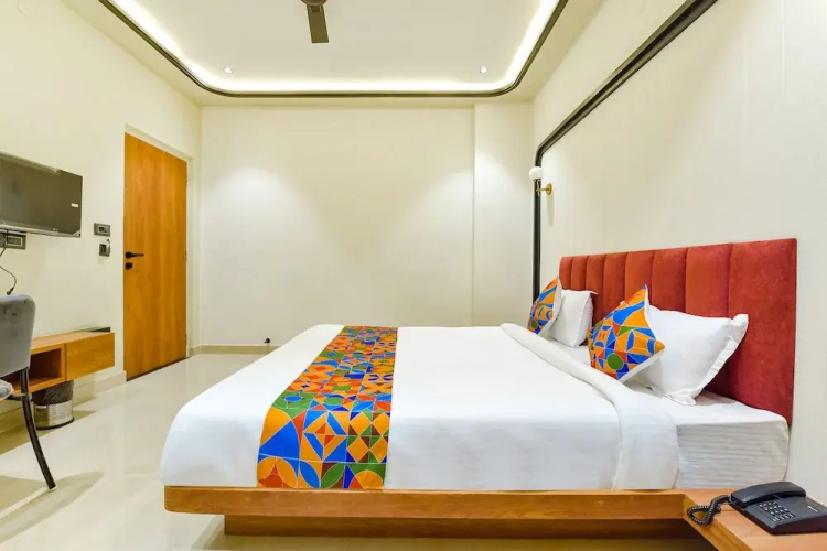 Vaibhavya Hotel and Restaurant-Udaipur