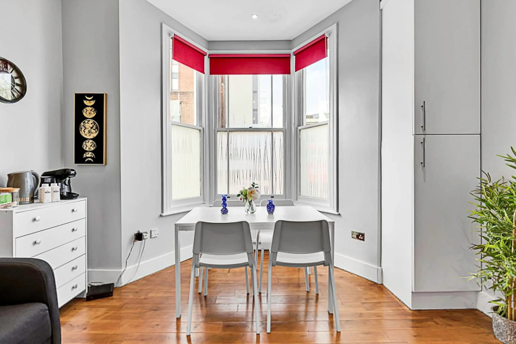 Stylish & Modern St Johns Hill