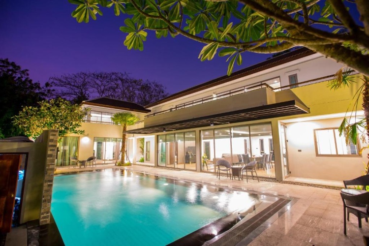 Premier Villa