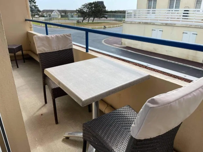 Standard Triple room with balcony