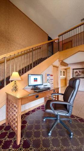 Best Western Traders Inn