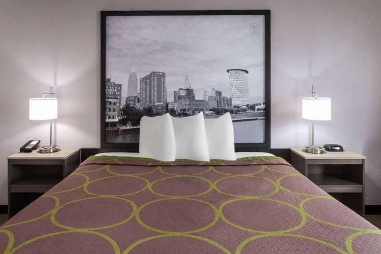 Comfort Inn West