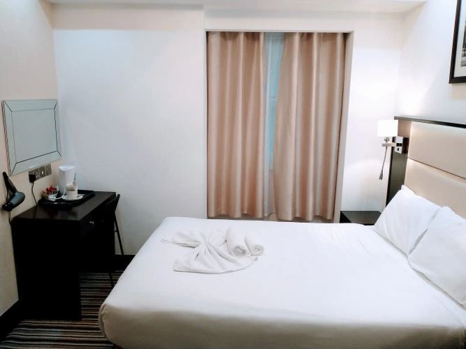 Edward Hotel Paddington