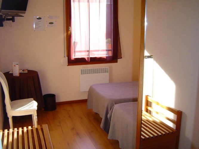 Standard Single room with view