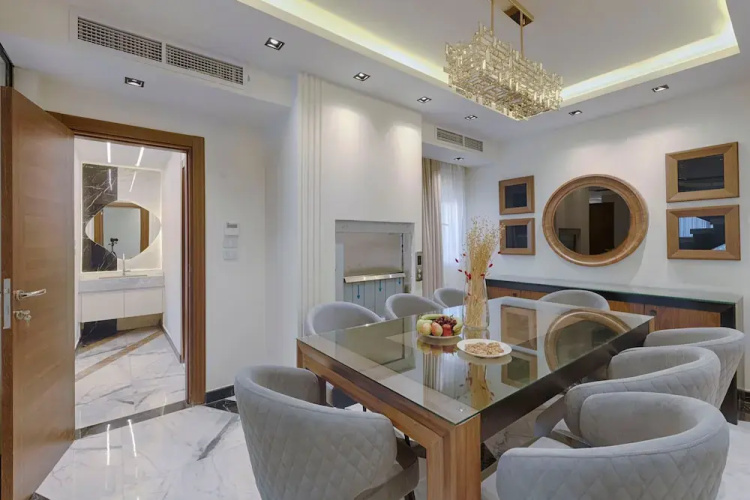 Vesta - Luxury Villa - 3BR - CFC II