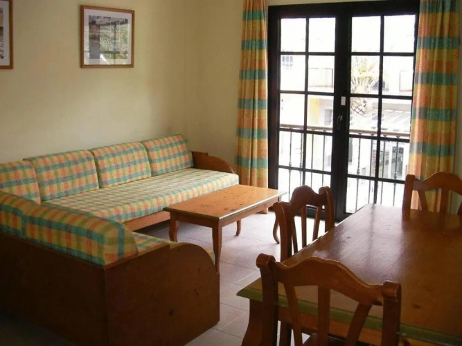 2 Bedrooms Twin Apartment