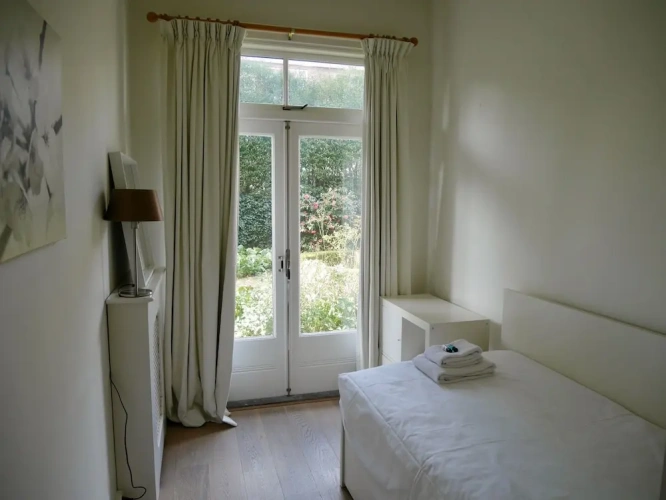 3 Bedrooms Apartment