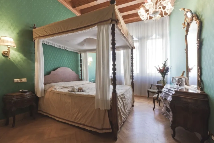 Junior Suite with balcony