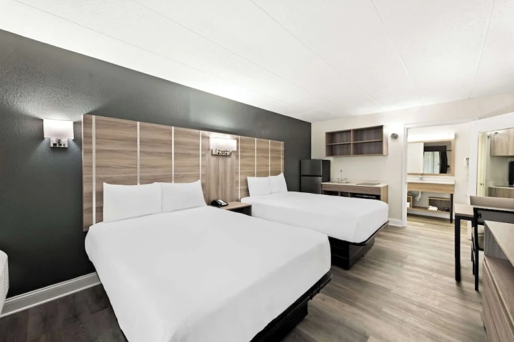 Standard Quadruple room