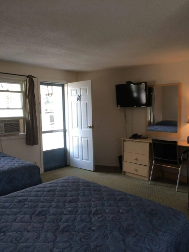 Travellers Motel