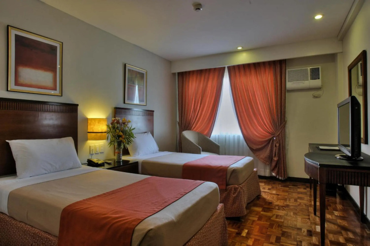 Fersal Hotel Neptune Makati