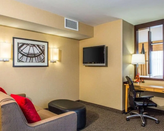 Double Suite