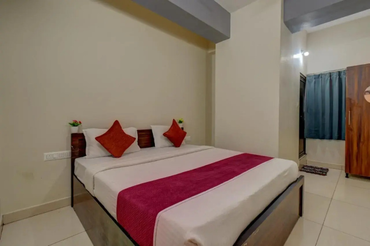 Hotel Light House Comforts - Mysore