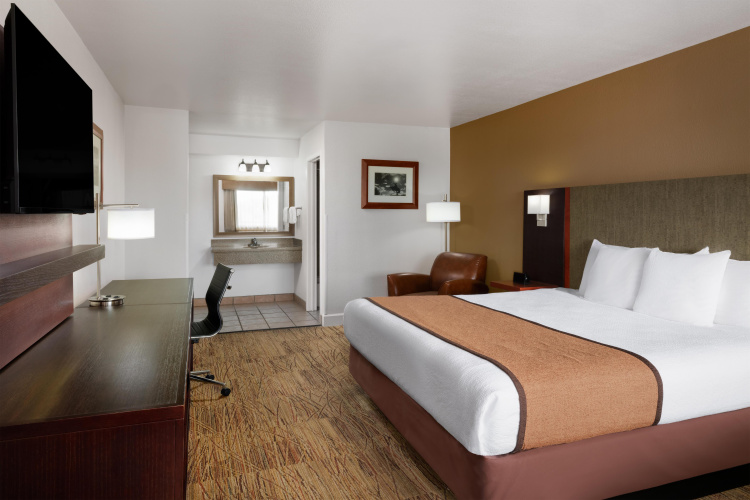 Best Western Discovery Inn