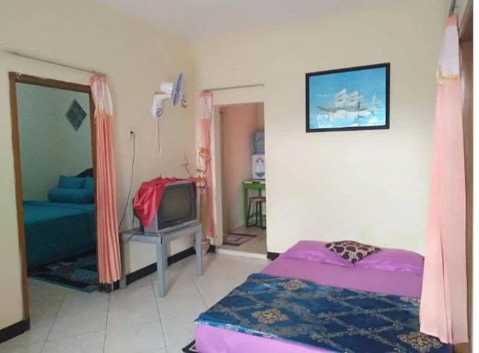 2 Bedrooms Standard Family room