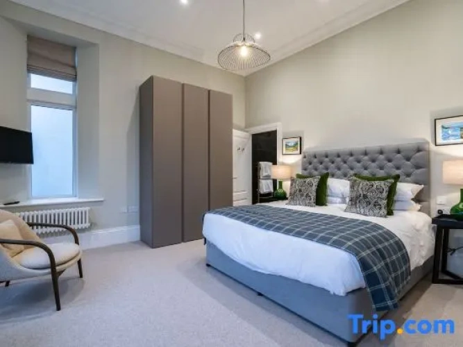 2 Bedrooms Premier Quadruple Suite