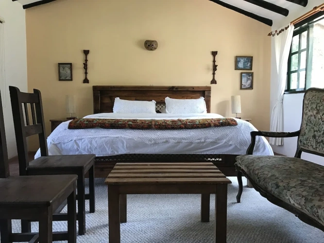 2 Bedrooms Bungalow