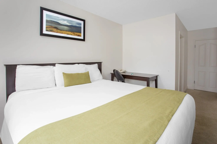 Barriere Motor Inn