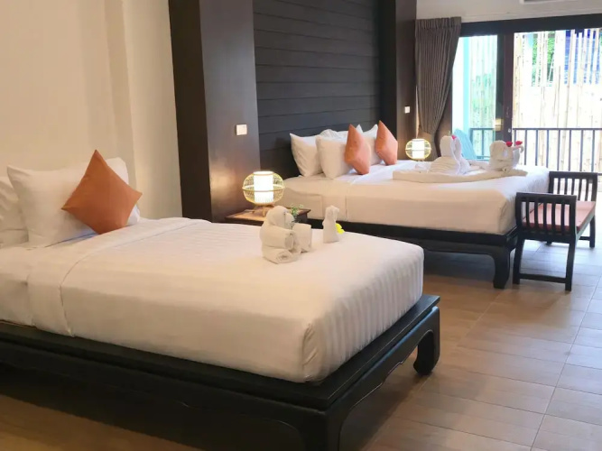 Blue Palm Residence Kata