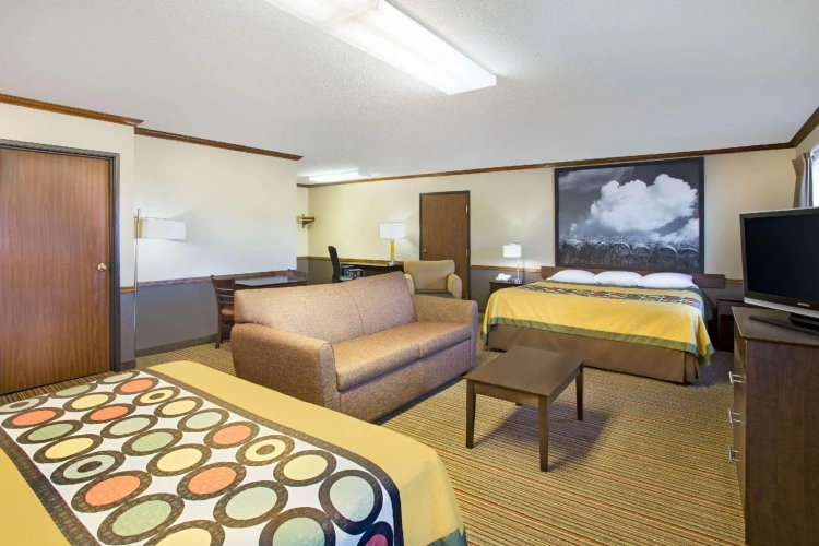 Quadruple Suite