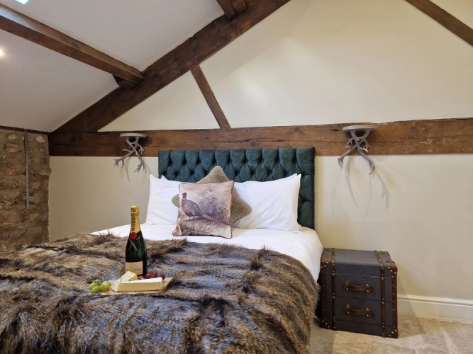 8 Coach House