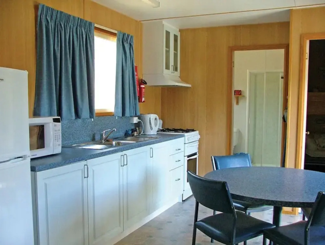 Hobart Bush Cabins