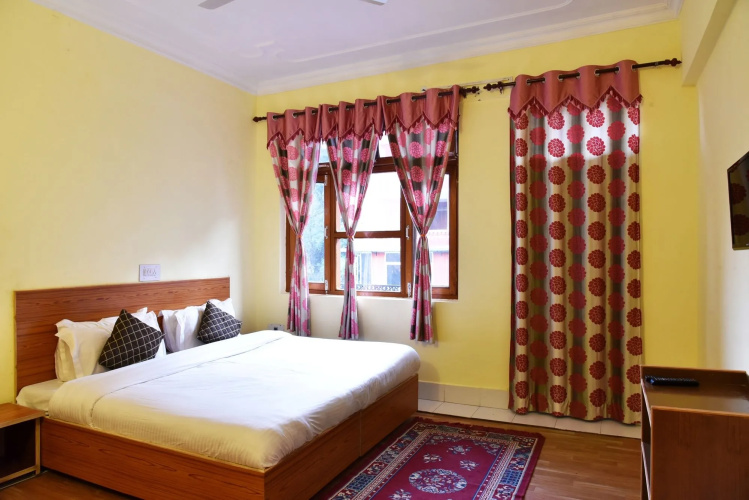 Hotel Varuni Mcleodganj