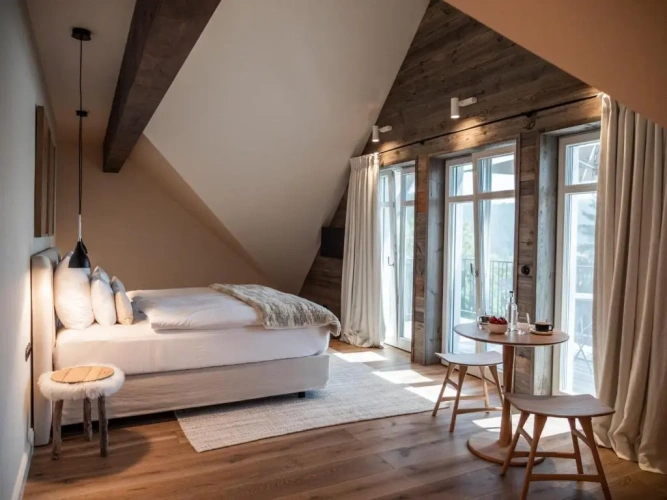 Junior Suite with balcony
