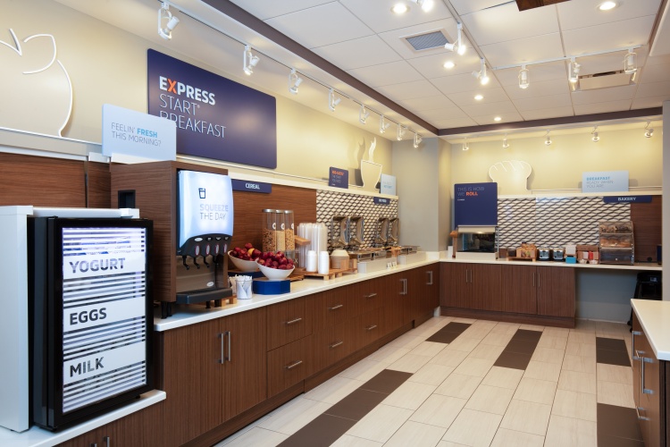 Holiday Inn Express & Suites Beloit photo 31