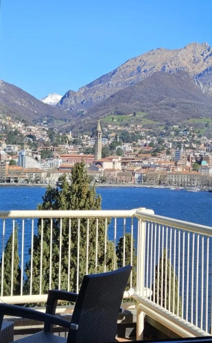 Single room with lake view