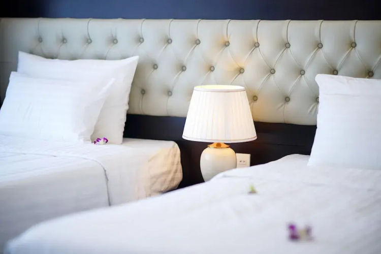Merit Halong Hotel