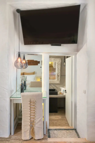 Lindos Shore Superior Studio