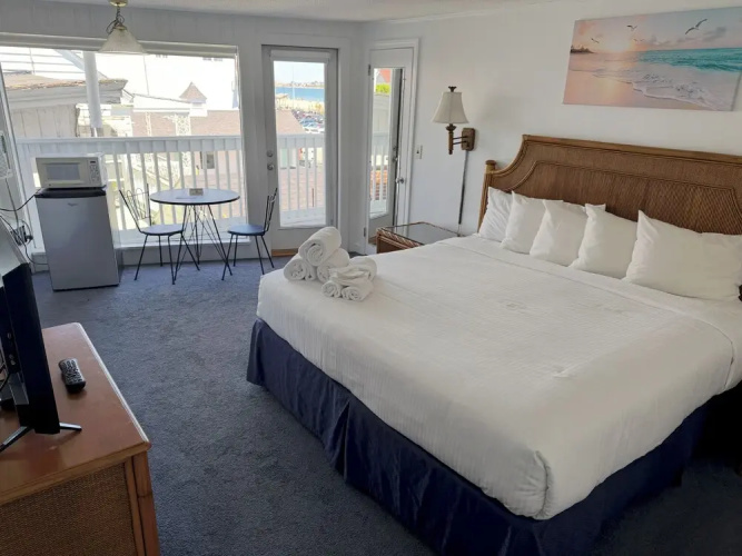 Harris Sea Ranch Beach Hotel - Hampton Beach, NH