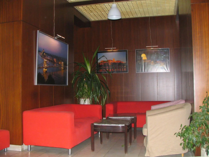 Apartment 4 You