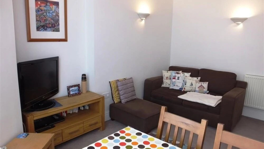 Victoria Street 37, Flat 3