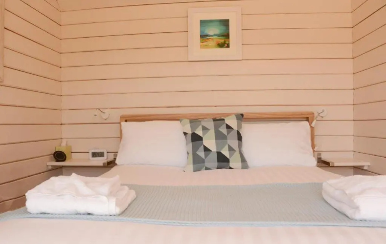 Toradh Cabin