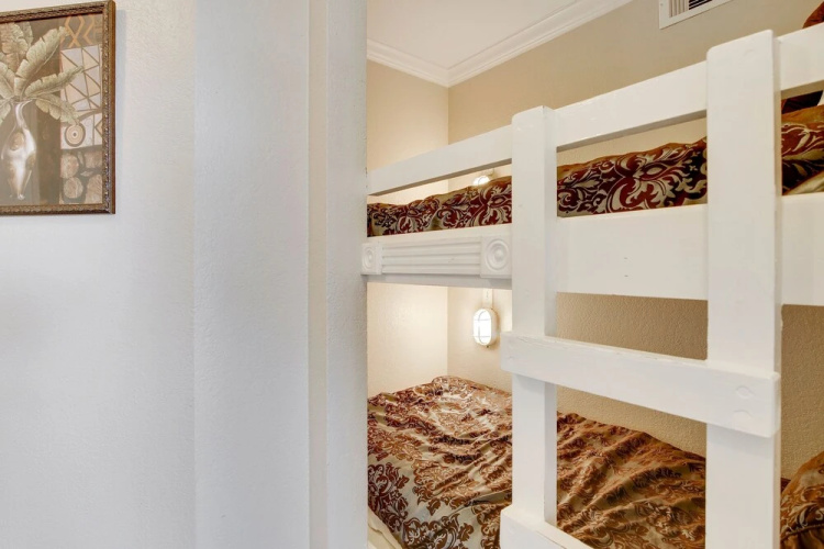 Seascape 2221 1 Bedroom Condo by RedAwning