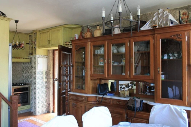 House Contu1000