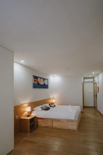 888hostel&suites