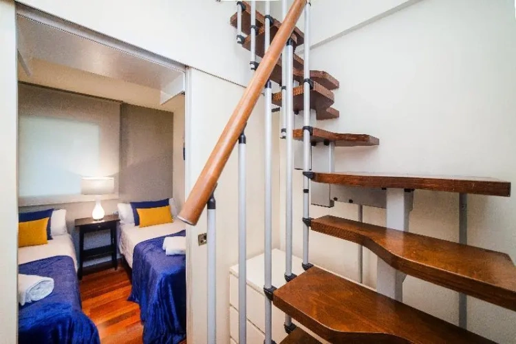 5 Bedrooms Luxury Apartment