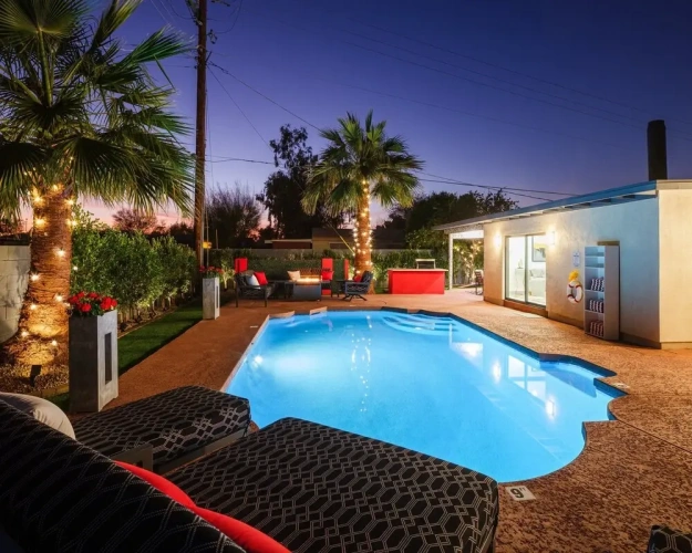 4 Bedrooms Cottage