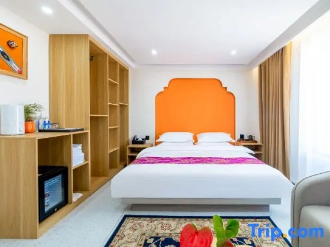 Double Suite